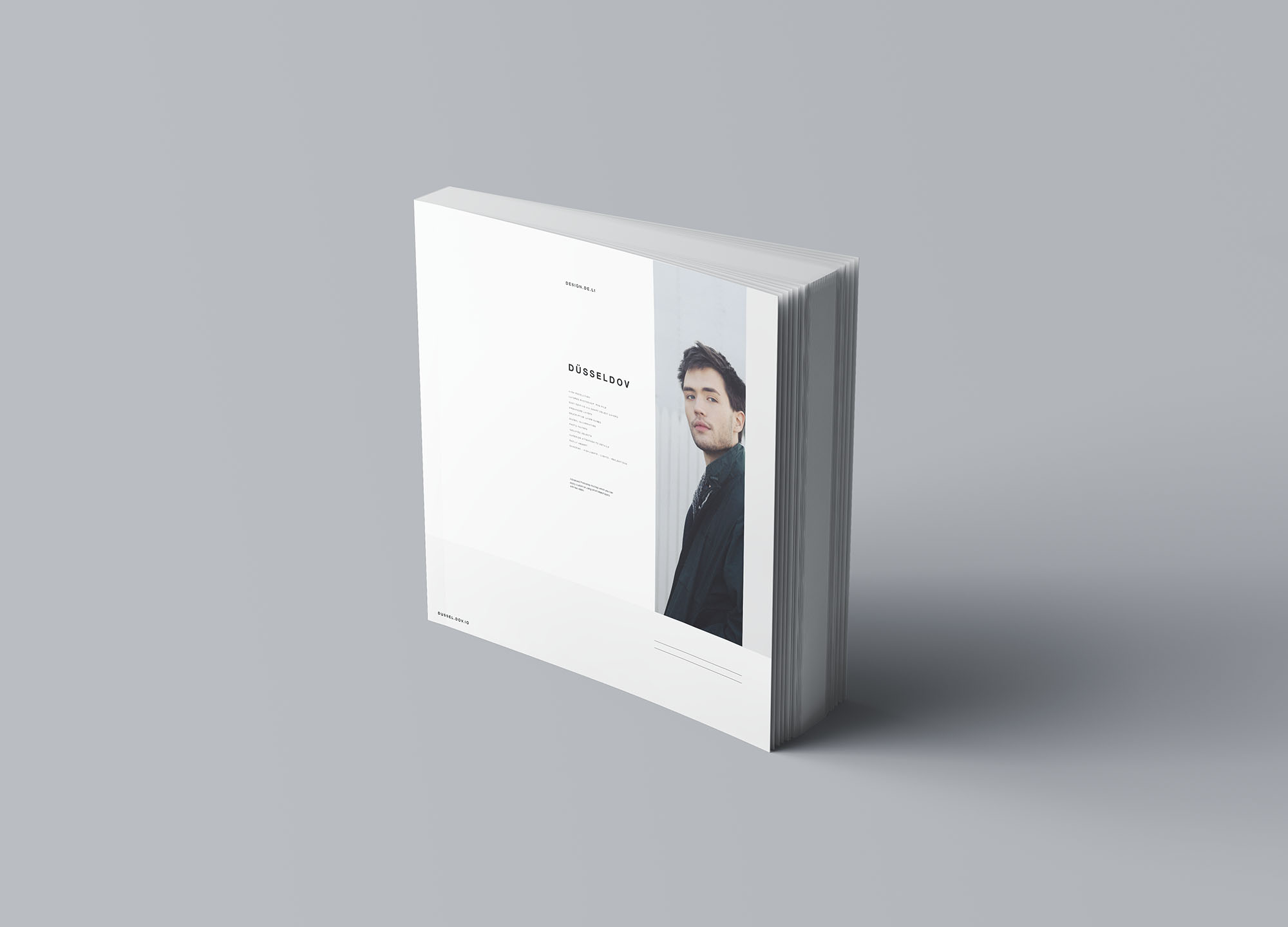 图书内页版式设计效果图样机 Square Softcover Book Mockup设计素材模板